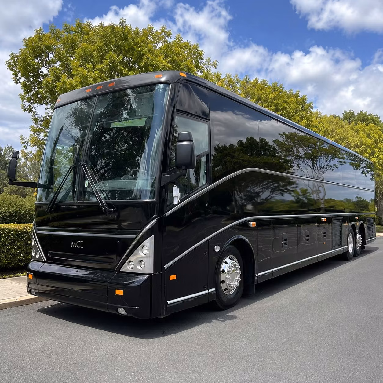 book corporate and group concert packages for west palm beach events