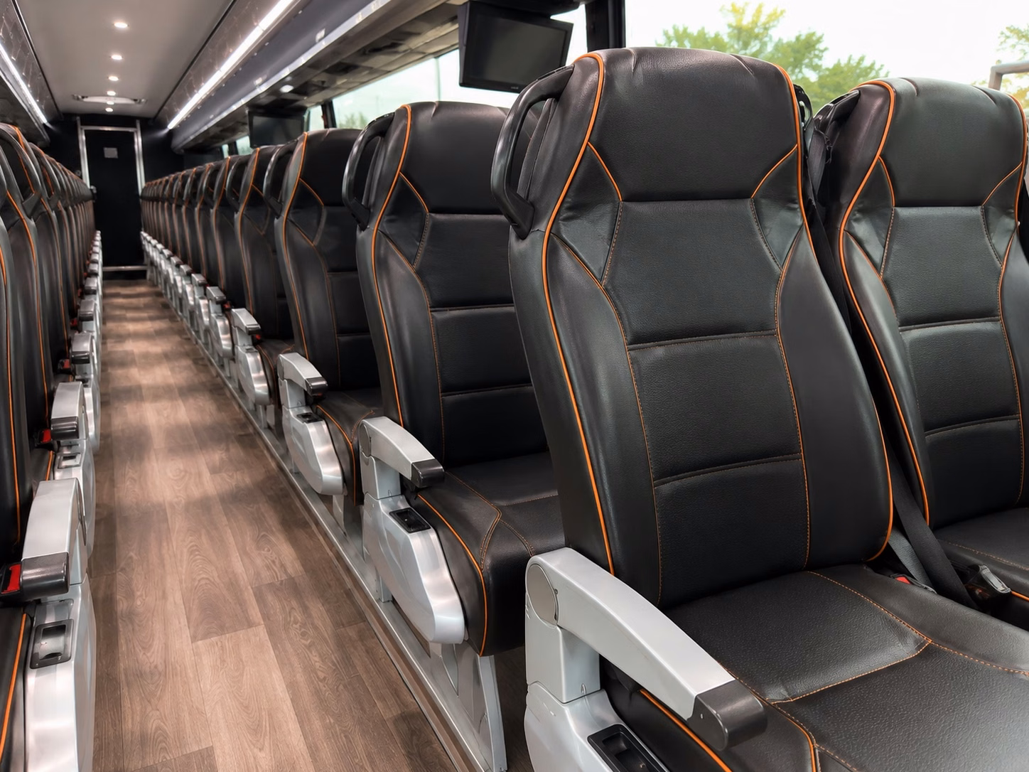 long distance charter bus trips from west palm beach to orlando and walt disney world