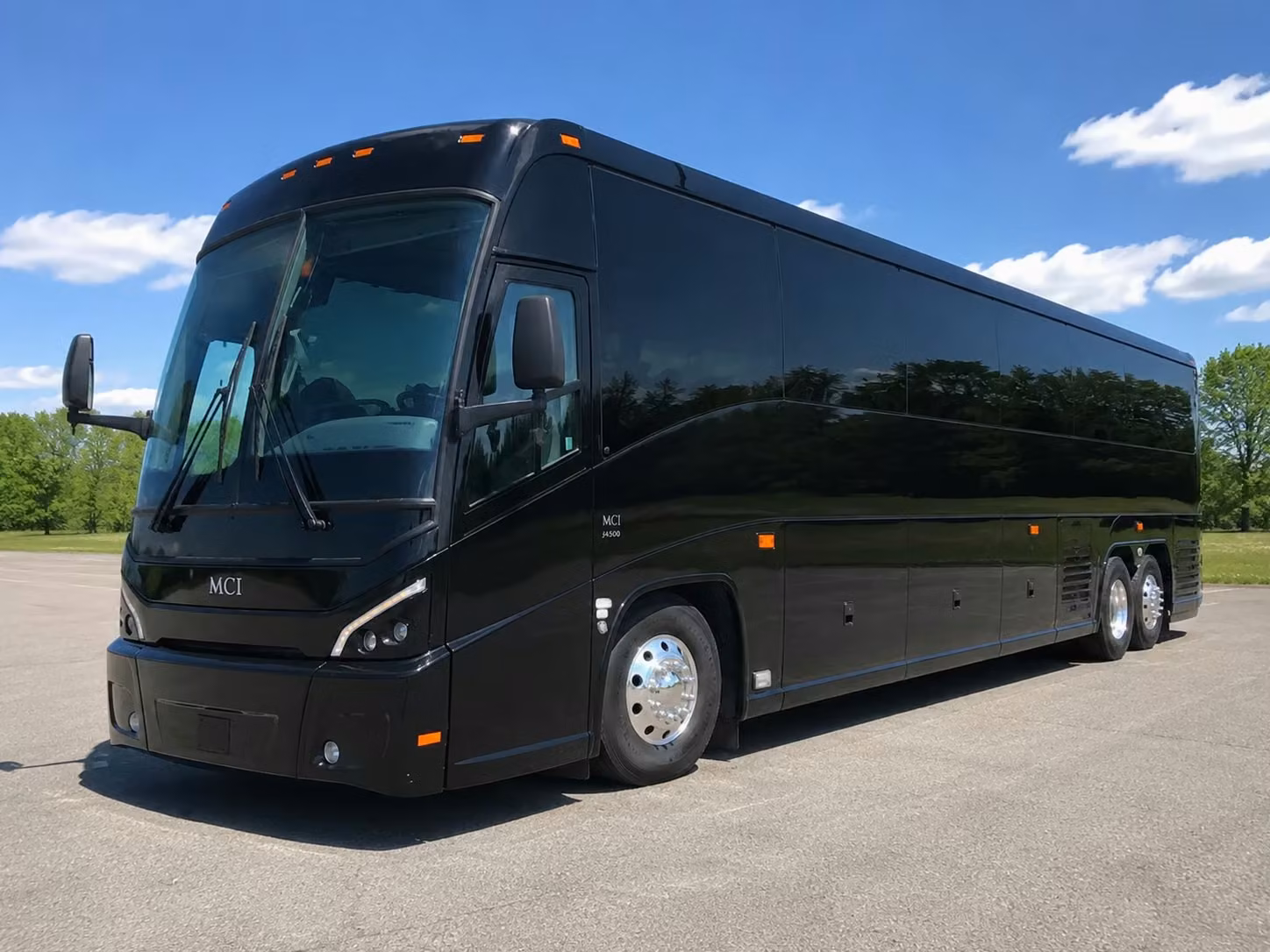 west palm beach wedding shuttles that keep your big day on schedule